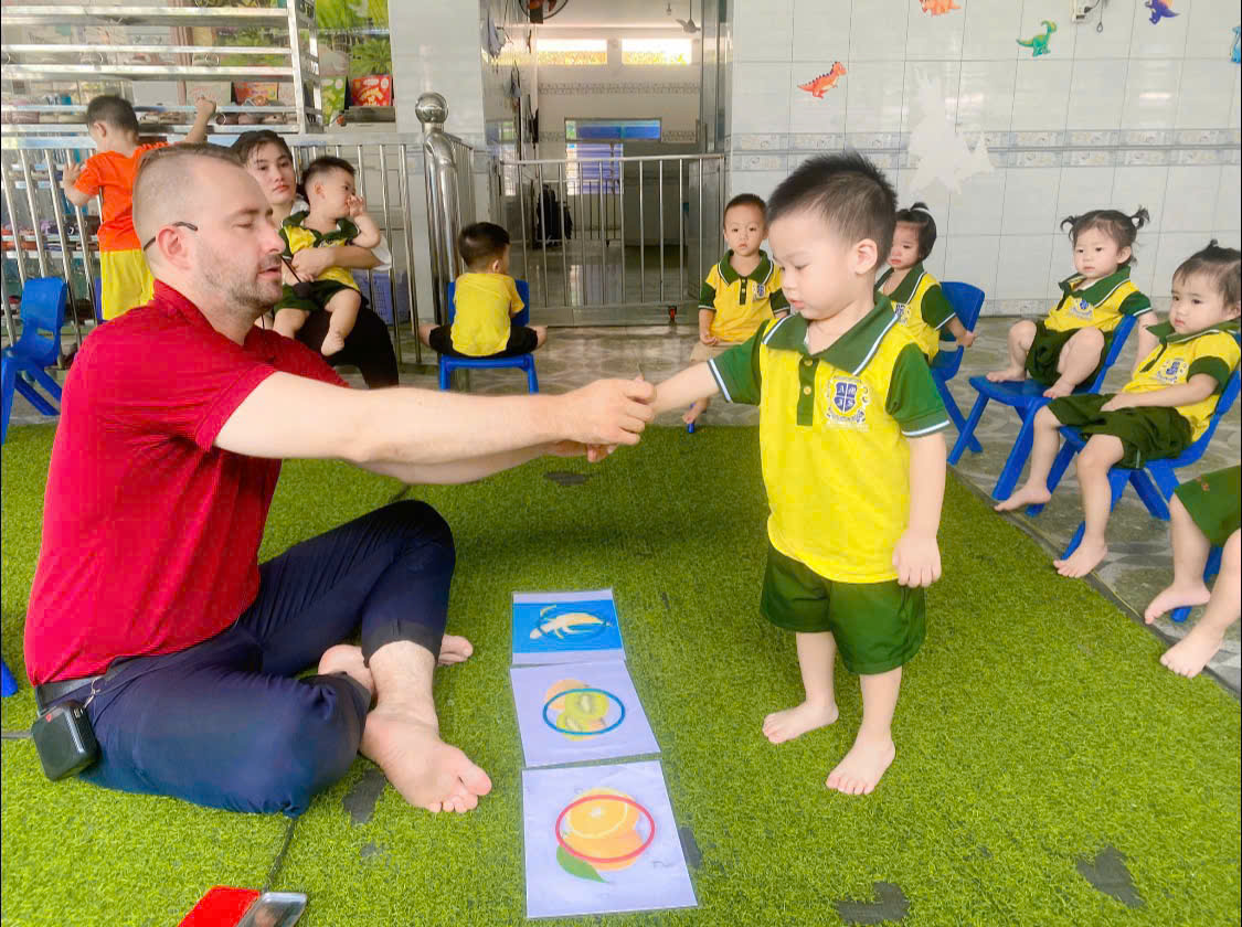 Chương Trình Học Bé 12-24 Tháng 