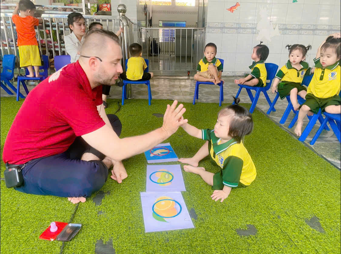 Chương Trình Học Bé 12-24 Tháng 